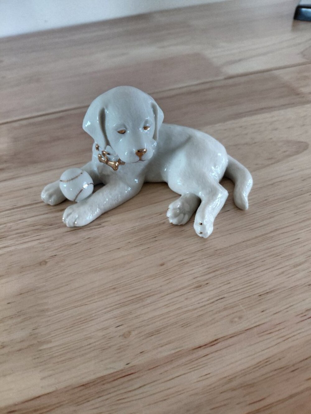 Lenox Porcelain figurine of Labrador Retriever